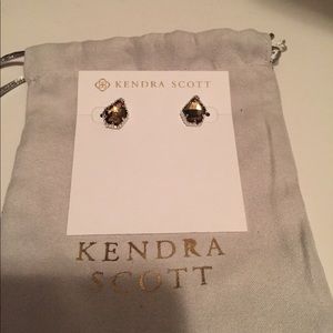 Kendra Scott NWT Studs